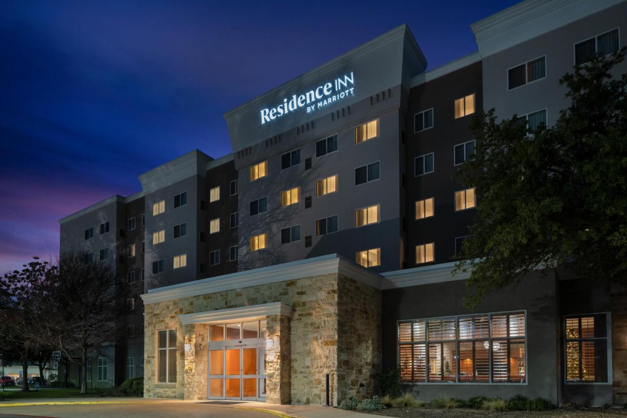 Residence Inn By Marriott San Antonio Six Flags At The Rim Exterior foto